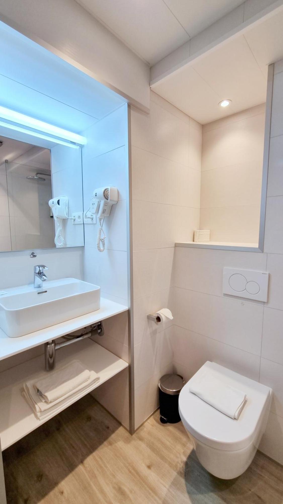 Hotel Cardiff 3*